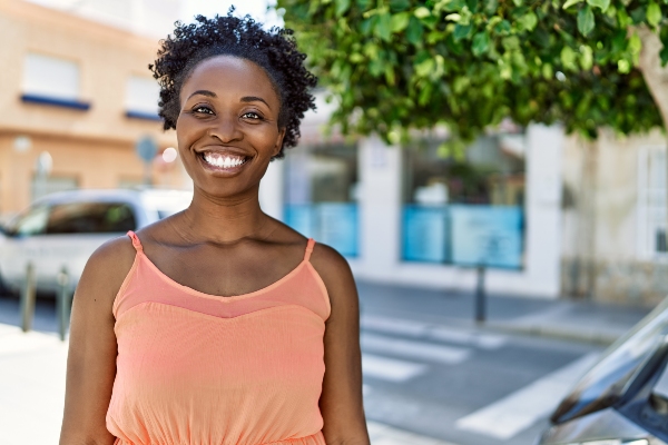 How A Cosmetic Dentist Uses Tooth Colored Fillings For Seamless Repairs
