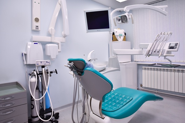 What To Consider When Looking For A New Dentist Near Me